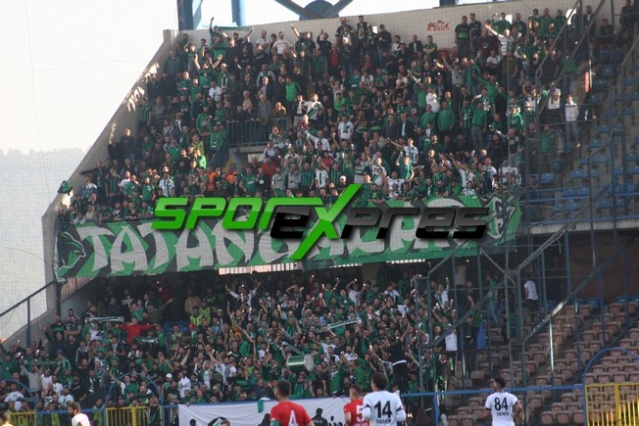 Karabükspor-Sakaryaspor maçı fotoğrafları