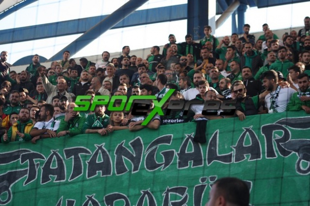 Karabükspor-Sakaryaspor maçı fotoğrafları