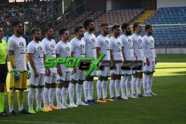 Karabükspor-Sakaryaspor maçı fotoğrafları