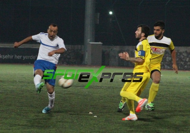 Sarıcalarspor- Karapürçekspor:1-3