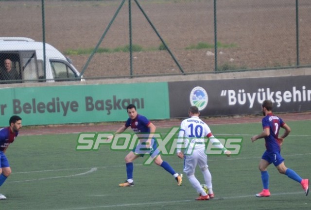 Karapürçek şampiyonluk yarışına devam dedi