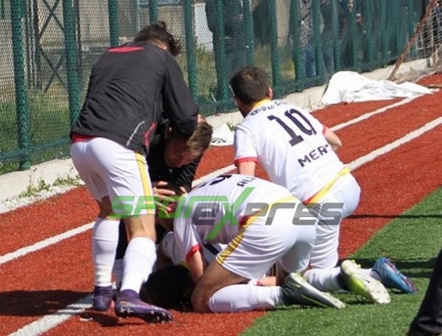 Karasu Derbisi Karasuspor'un 1-0