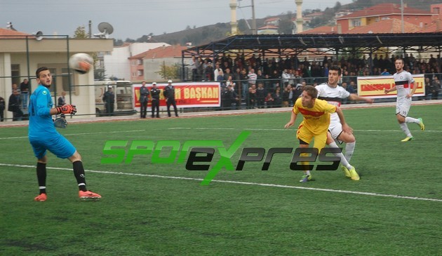 Karasuspor - Arifiye Kalaycıspor :2-0