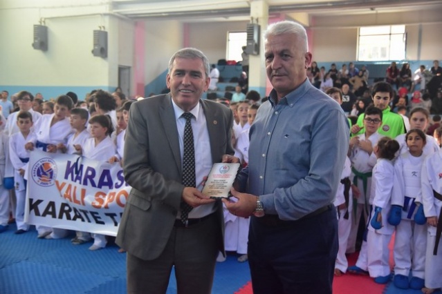 Karasu'da Karate Şöleni