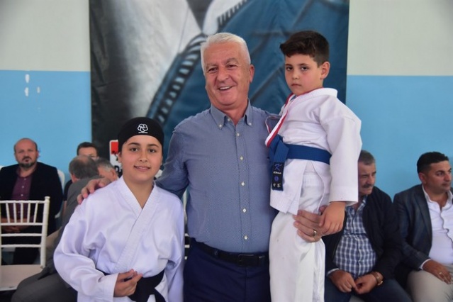 Karasu'da Karate Şöleni