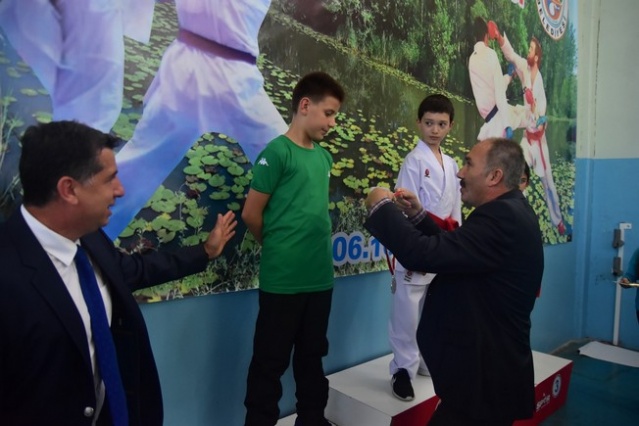 Karasu'da Karate Şöleni