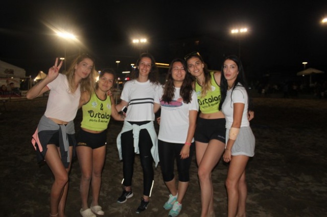 Karasu'da PLaj Voleybolu Şampiyonları belli oldu