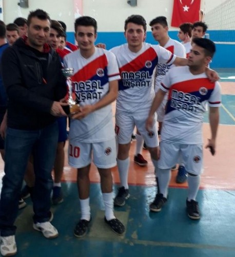 Karasu'da okul sporları finalleri sona erdi