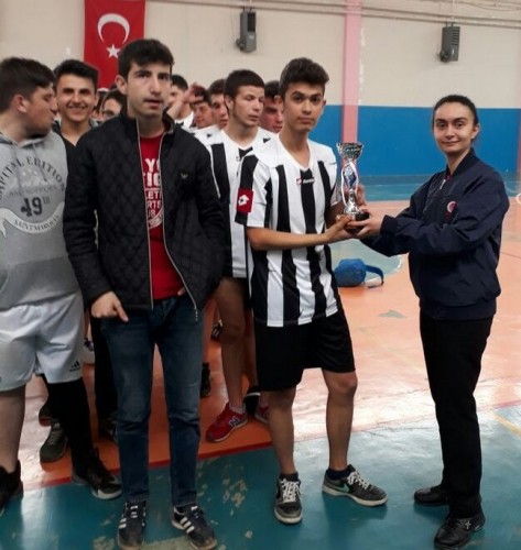 Karasu'da okul sporları finalleri sona erdi