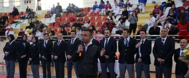 Karateciler Öğretmenler İçin Hendek’te Buluştu