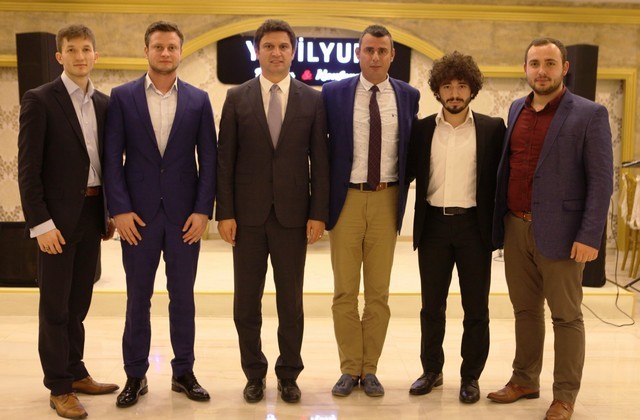 Karatede Altın Gece
