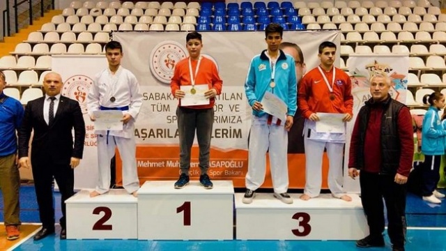 Sakaryalı Karateciler Finalde
