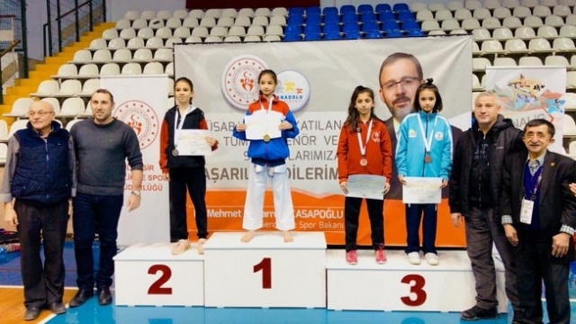 Sakaryalı Karateciler Finalde