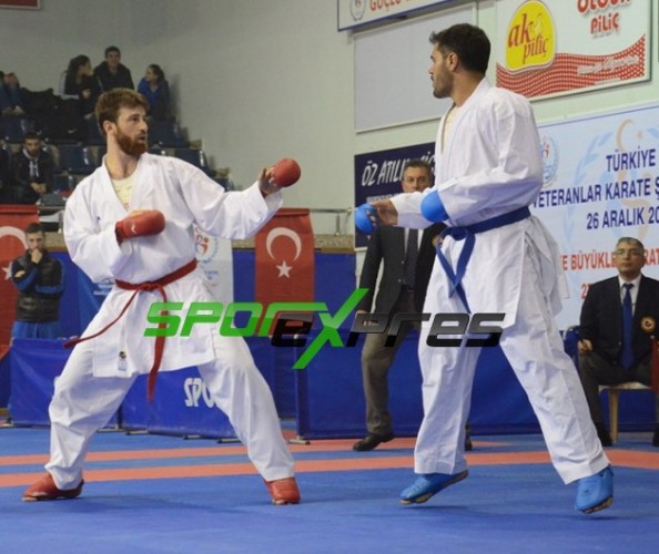 Sakaryalı karateciler şampiyon döndü