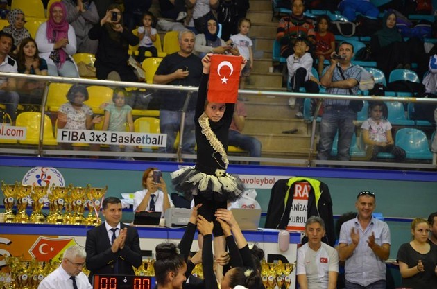 İller arası Karate finalleri Sakarya'da yapıldı