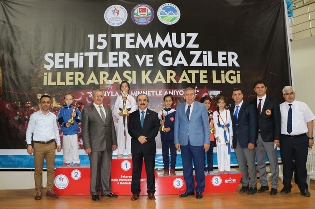 Karate Lig Finali Sakarya'da yapıldı