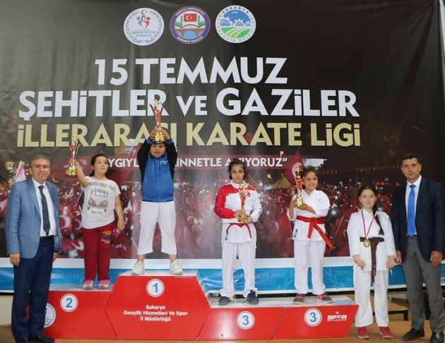 Karate Lig Finali Sakarya'da yapıldı