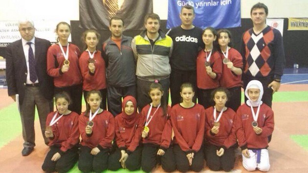 Karate'de Yıldızlarımız Finalde