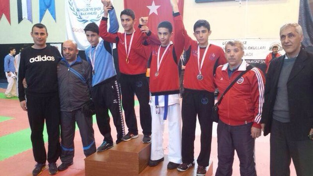 Karate'de Yıldızlarımız Finalde