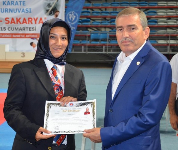 Karate Zafer Kupası
