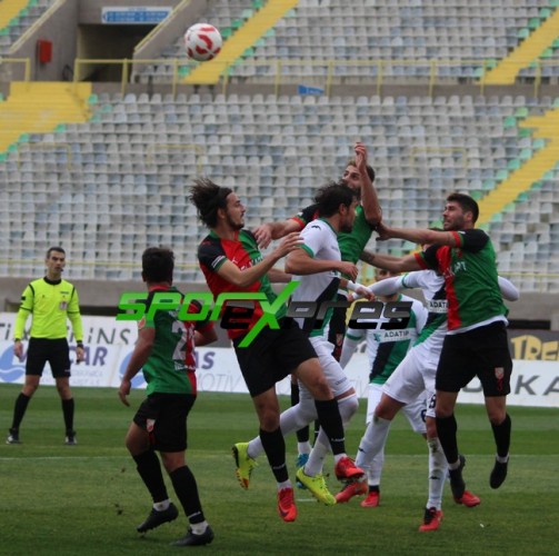 KARŞIYAKA-SAKARYASPOR: 0-1