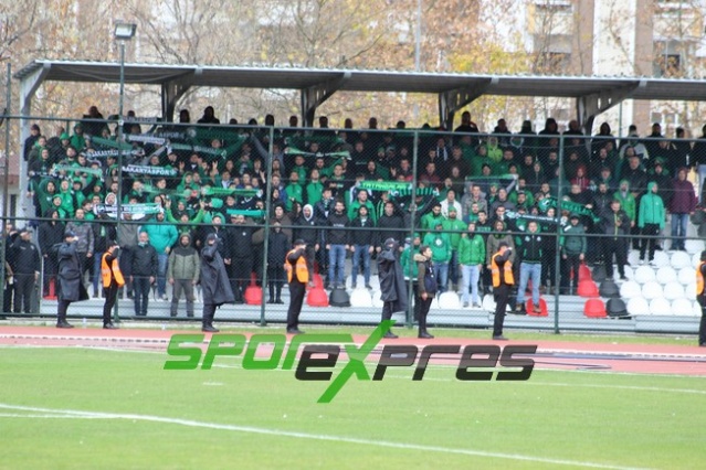 Kastamonuspor-Sakaryaspor maçı fotoğrafları