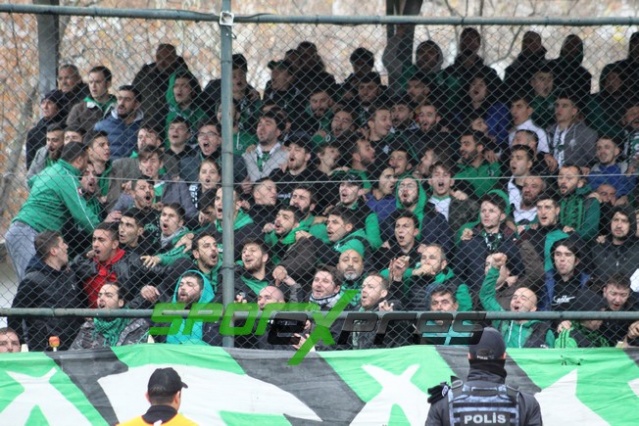 Kastamonuspor-Sakaryaspor maçı fotoğrafları