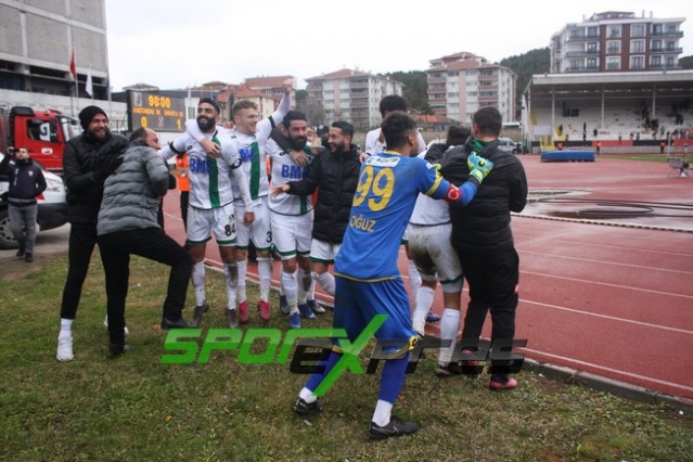 Kastamonuspor-Sakaryaspor maçı fotoğrafları