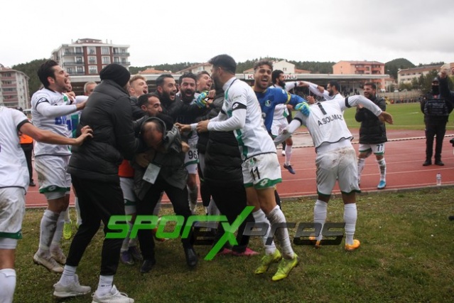 Kastamonuspor-Sakaryaspor maçı fotoğrafları