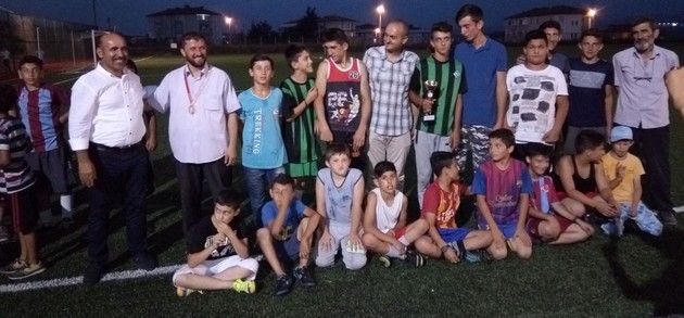 Kaynarca'da Kuran Kursu Futbol Turnuvası