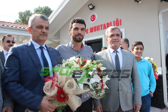 Kenan Sofuoğlu mehter takımı ile karşılandı