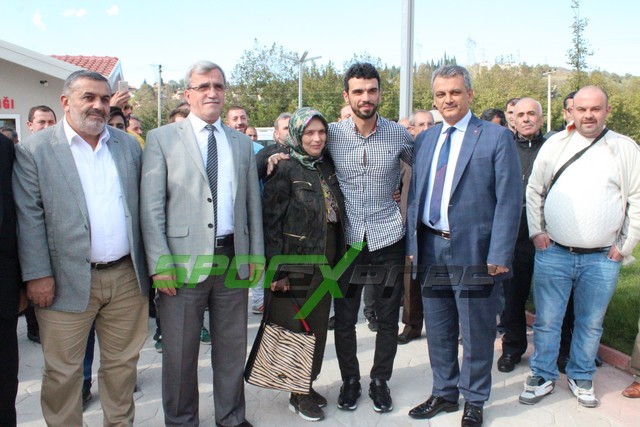 Kenan Sofuoğlu mehter takımı ile karşılandı