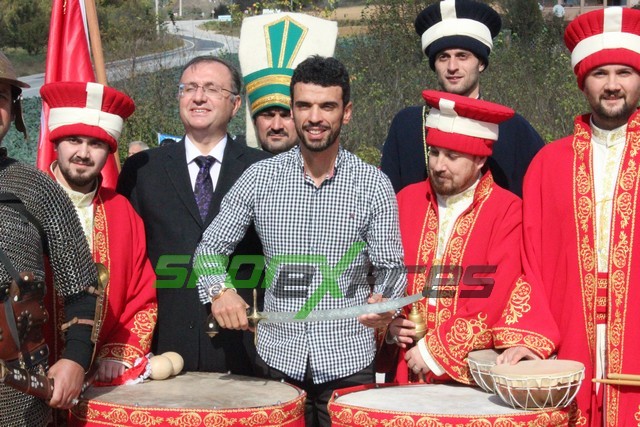 Kenan Sofuoğlu mehter takımı ile karşılandı