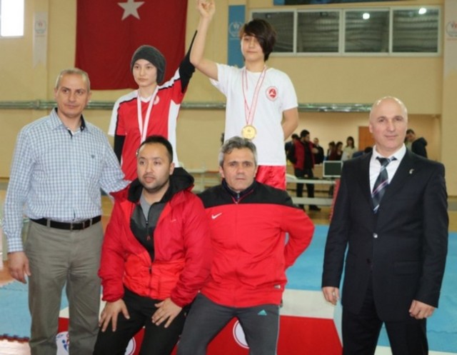 Yıldız Kickboks Şampiyonası Sona erdi.
