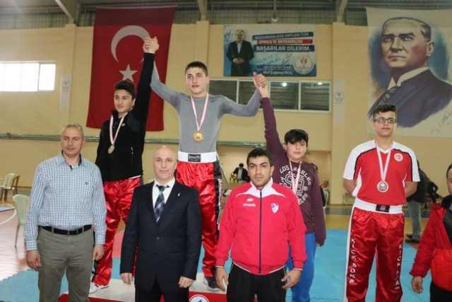 Yıldız Kickboks Şampiyonası Sona erdi.