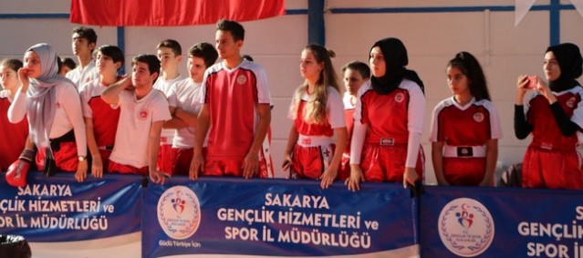Kick Boksçular Akyazı’da madalya aradı