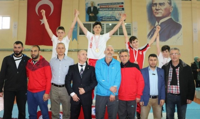 Yıldız Kickboks Şampiyonası Sona erdi.