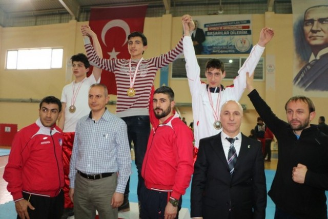 Yıldız Kickboks Şampiyonası Sona erdi.