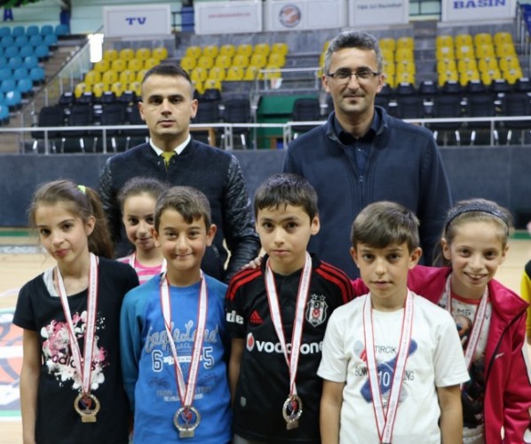 Çocuklar ödüllerine kavuştu