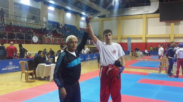 Kick Bokscular Düzce'den Şen döndü