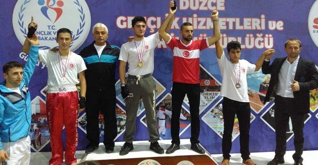 Kick Bokscular Düzce'den Şen döndü