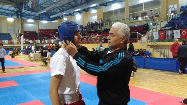 Kick Bokscular Düzce'den Şen döndü