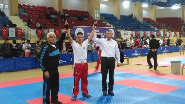 Kick Bokscular Düzce'den Şen döndü