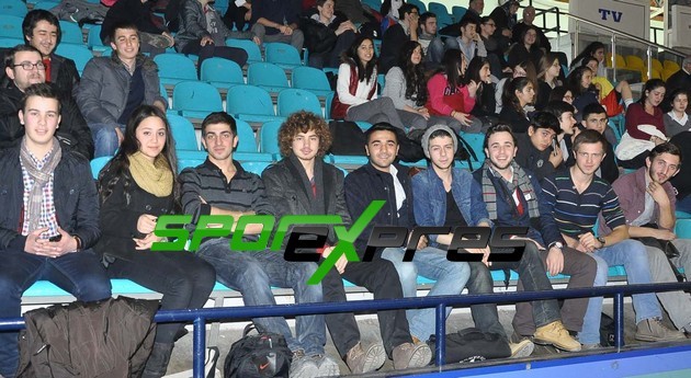 Şampiyon Sakarya Kız Meslek Lisesi
