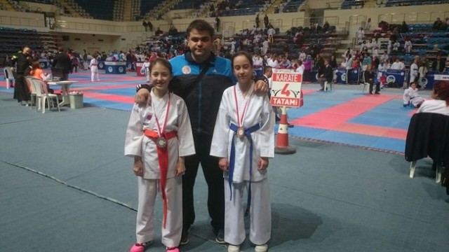 Kobaş Karate'den 43 madalya