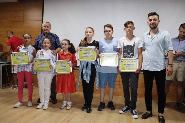 Kobaş Yüzme'de Terfi Töreni