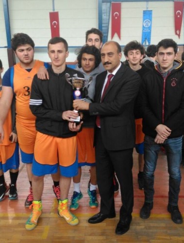 Akyazı’da şampiyon Konuralp