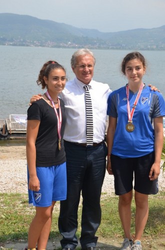 Türkiye Gençler 2.Etap Kürek Şampiyonası Sapanca'da yapıldı