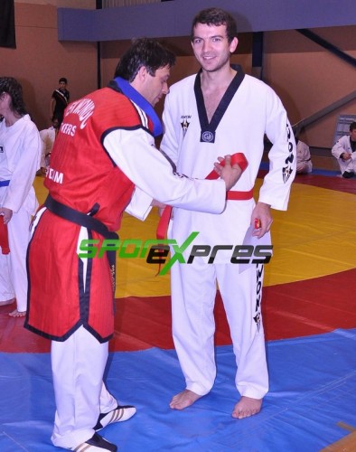 Taekwondo ‘ da yeni kuşaklar takıldı