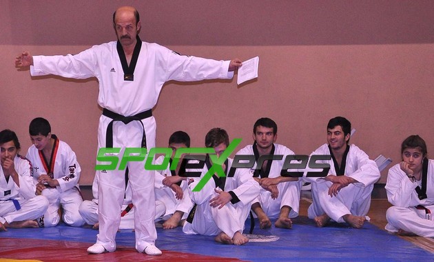 Taekwondo ‘ da yeni kuşaklar takıldı